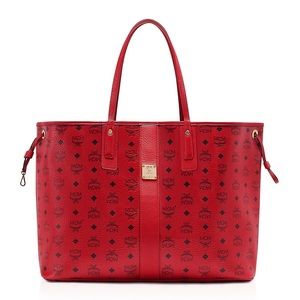 Meet your Posher, Bryana